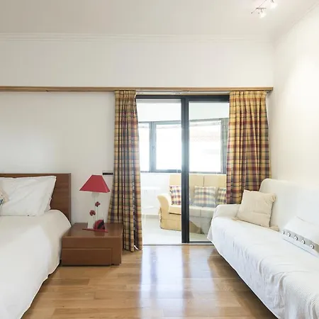 Apartamento In Bed With Lisbon - Quinta Grande Amadora